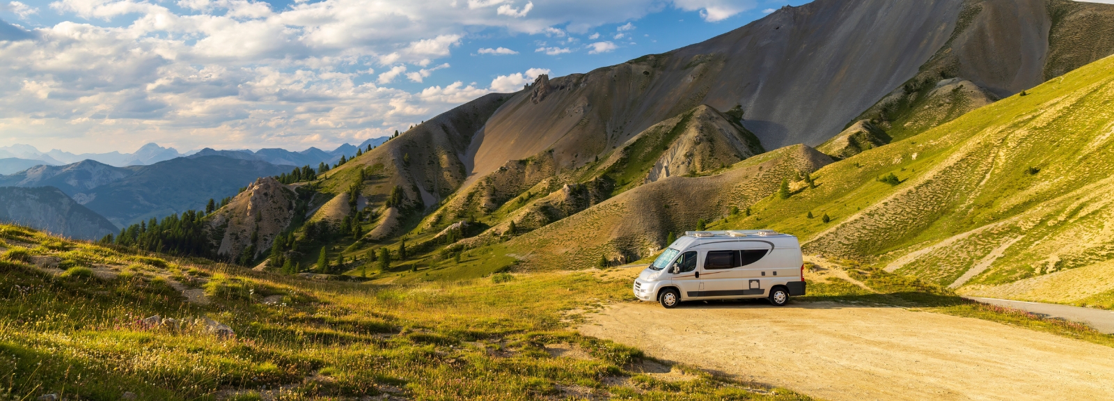 RV in mountains